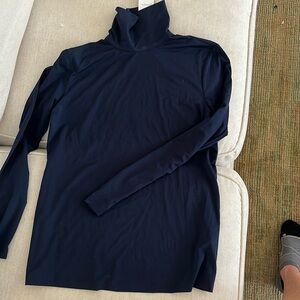 J McLaughlin blue fitted turtleneck